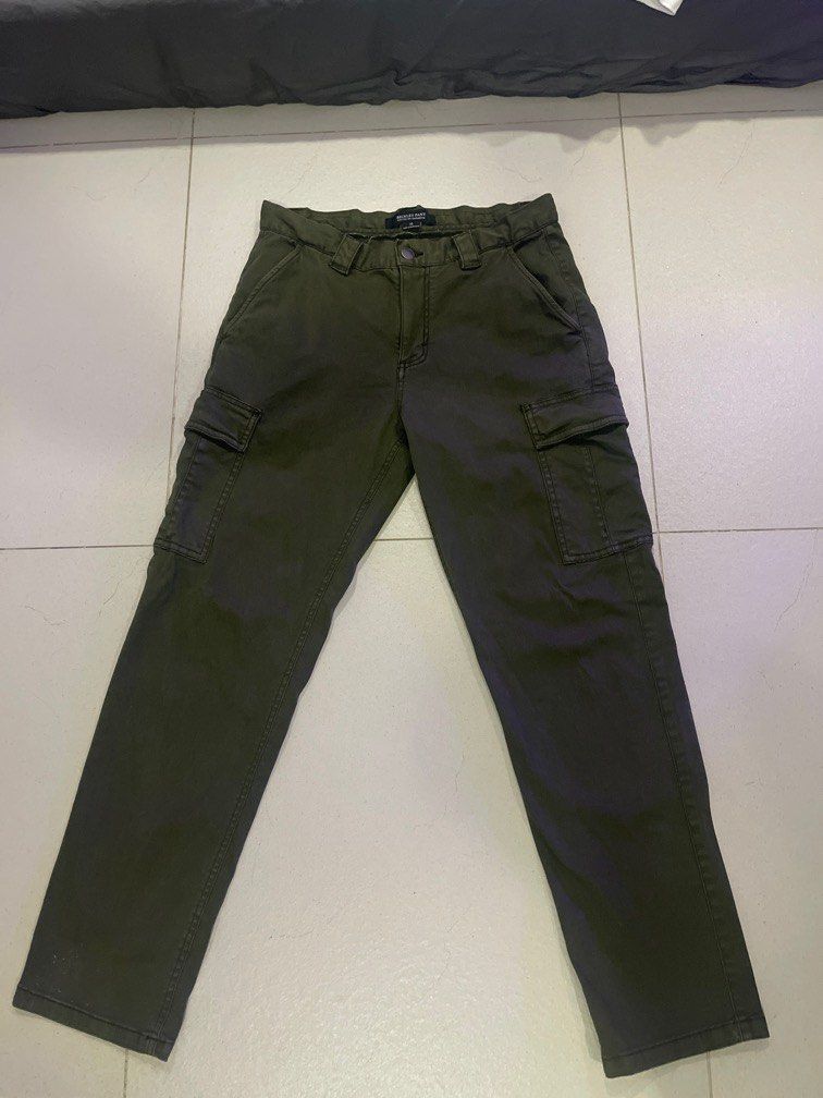 Cotton on cargo pants (Olive green), Men's Fashion, Bottoms, Jeans on ...