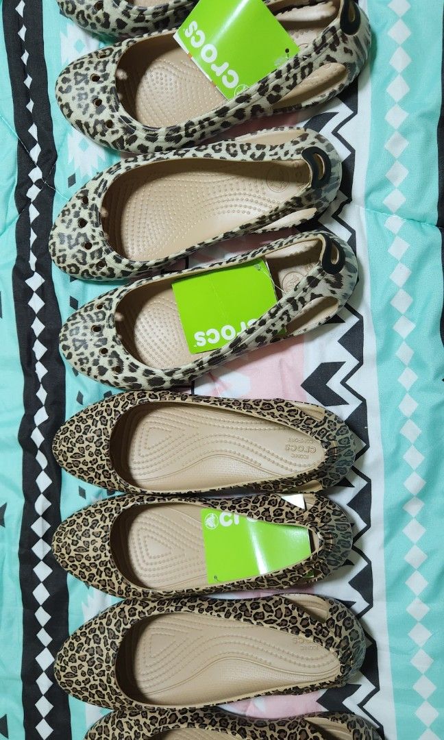 Crocs w8 size deals