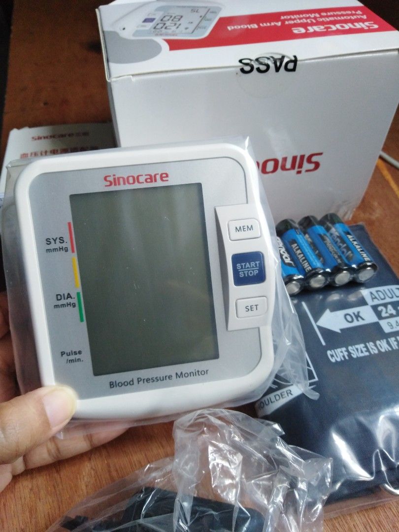 DIGITAL BP SINOCARE ACCURATE (Category: Other Assistive Aids) located in Quezon City. Submitted by velascoani41246 (Listing ID 1202726288, Image 2). Description: Sinocare automatic arm blood pressure monitor with charger Same day deliver Cod Cop Gcash Loc Banawe Qc near orthopedic.