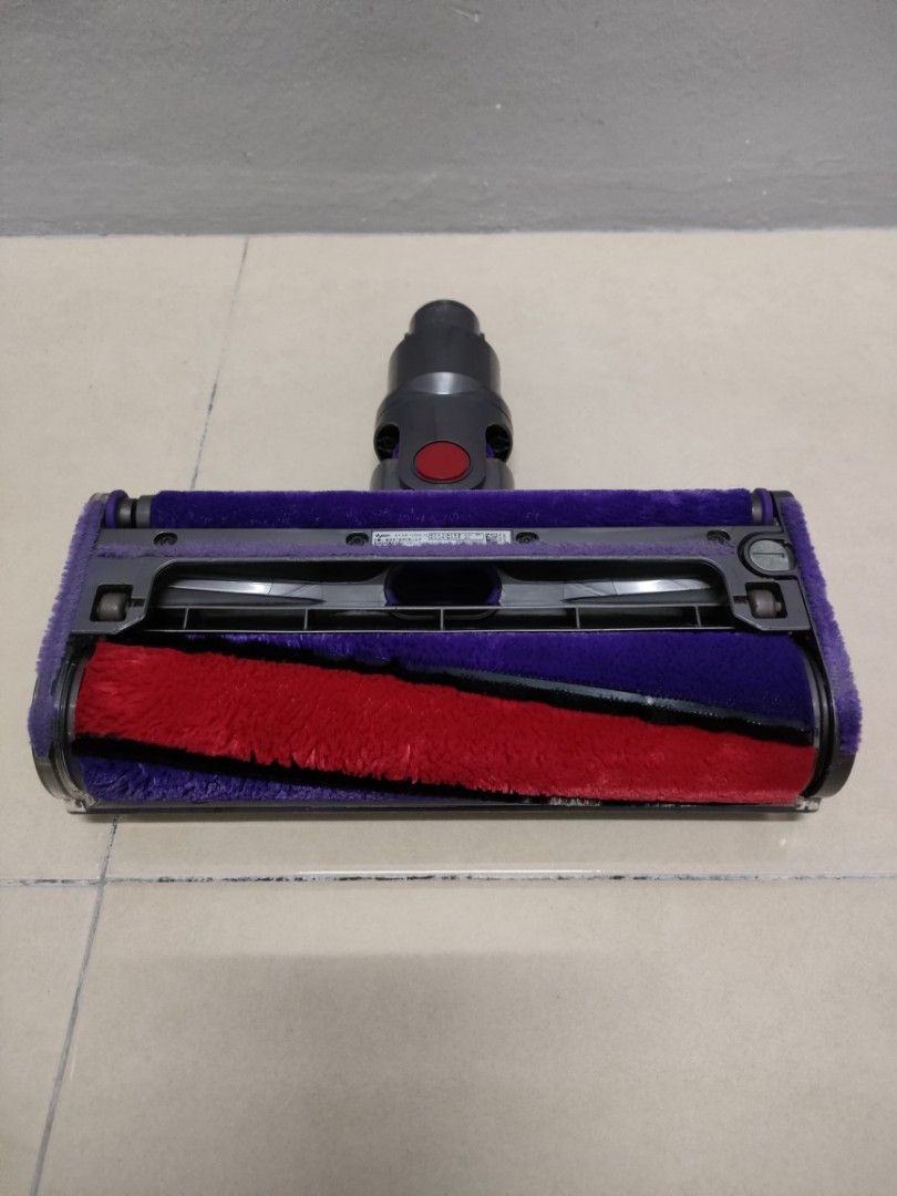 Dyson Cyclone V10 Fluffy, TV & Home Appliances, Vacuum Cleaner