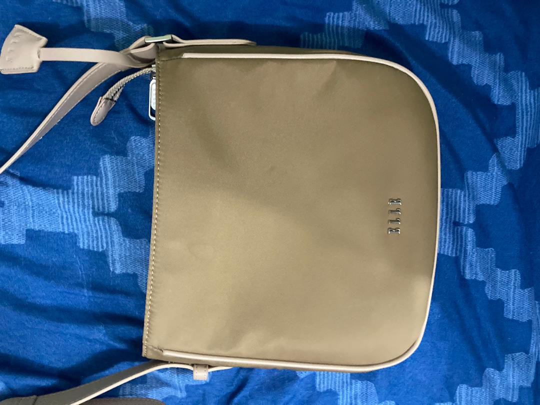 Elle Bag, Women's Fashion, Bags & Wallets, Crossbody Bags on Carousell