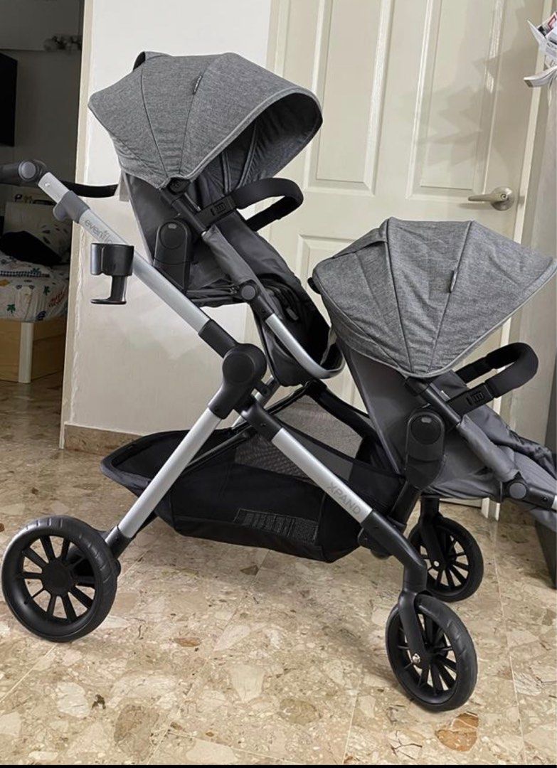 Evenflo Pivot Xpand double stroller, Babies & Kids, Going Out