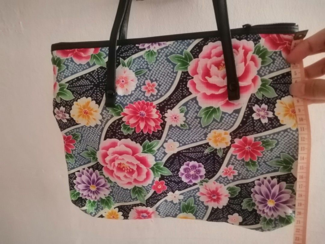 handbags made from upholstery fabric