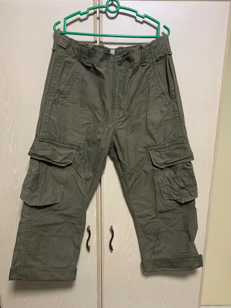 GAP Cargo Pants, Men's Fashion, Bottoms, Trousers on Carousell