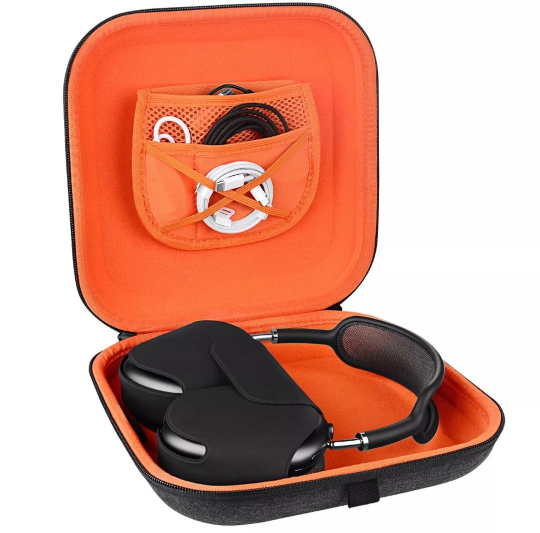 Geekria headphone case, Car Accessories, Accessories on Carousell