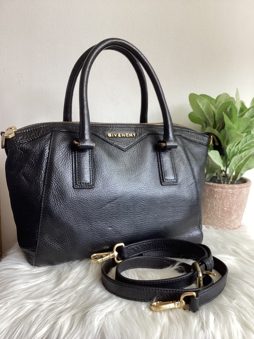 Givenchy Bag Size 35cm Black, Barang Mewah, Tas & Dompet di Carousell