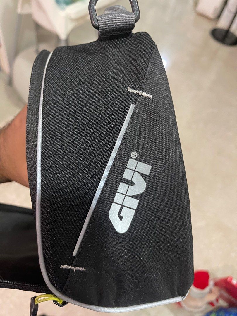 Givi EA123 5 litre tank bag, Motorcycles, Motorcycle Accessories on