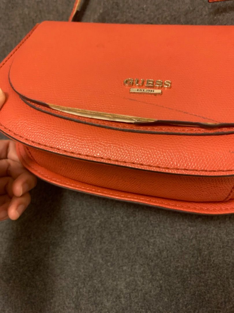 GUESS BAG, Women's Fashion, Bags & Wallets, Crossbody Bags on Carousell