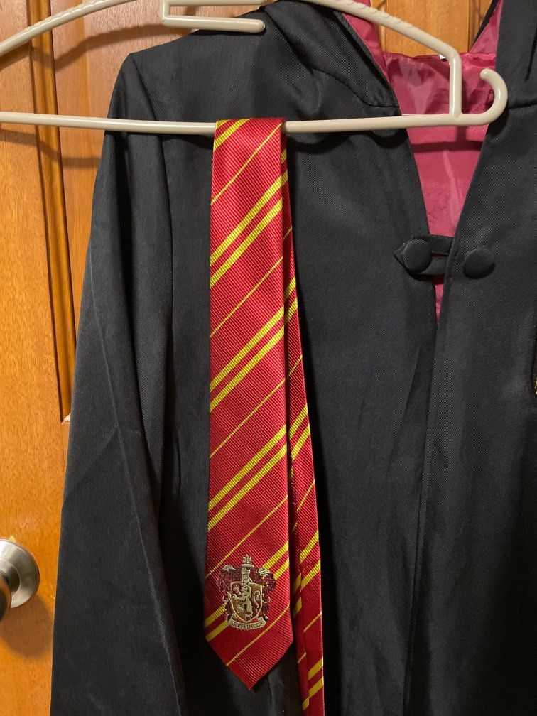 Harry potter cloak and tie (gryffindor), Men's Fashion, Coats, Jackets ...