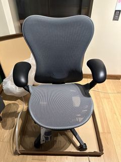 Herman Miller Mirra 2 Graphite