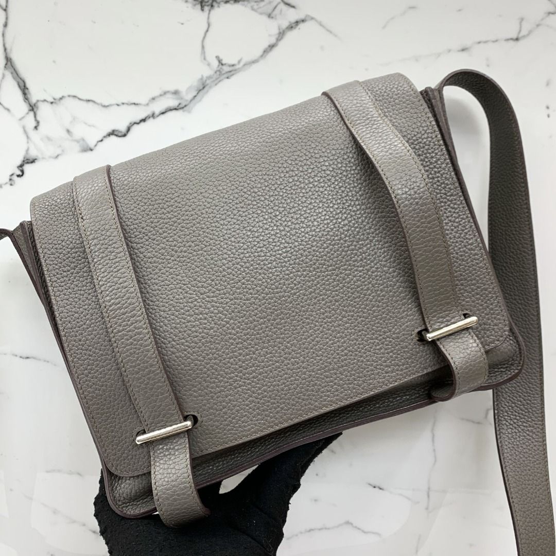 HERMES STEVE GREY 28 SQUARE P STAMP MESSENGER BAG 227034324 EK