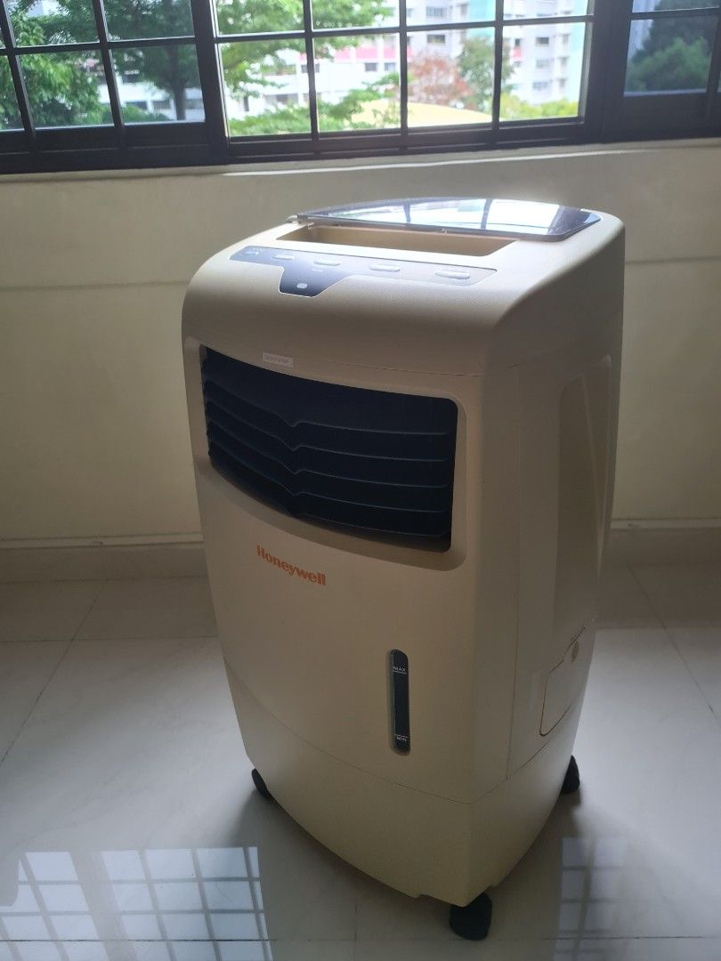 Honeywell cooler Fan with ice compartment, TV & Home Appliances, Air