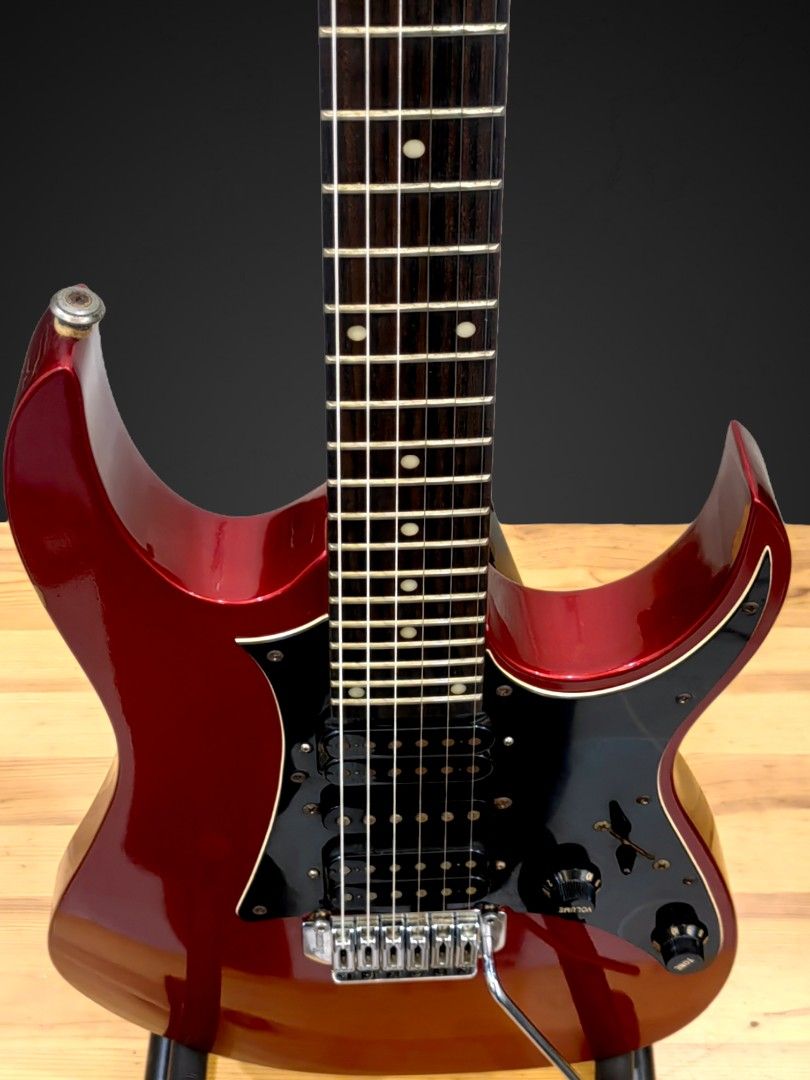 Ibanez Electric Guitar HSH, Hobbies & Toys, Music & Media, Musical