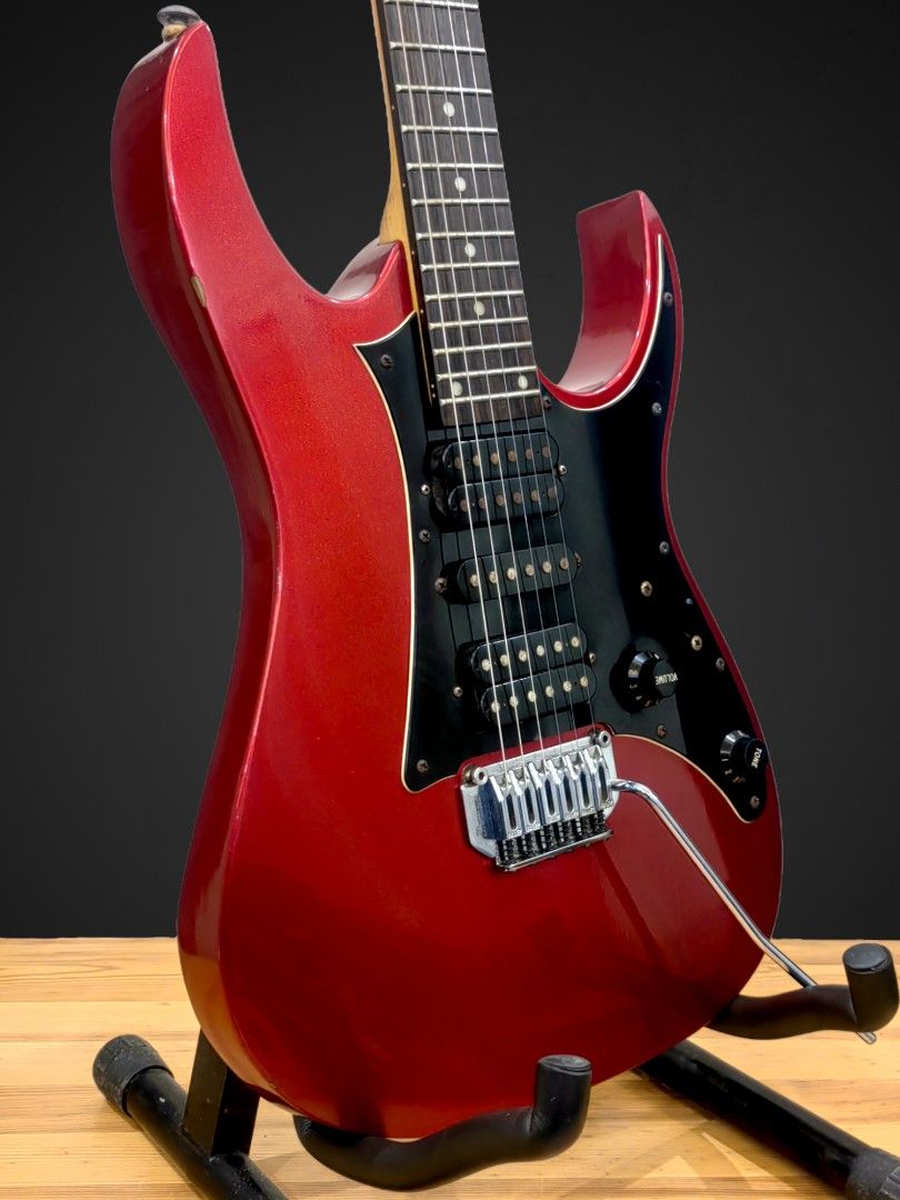 Ibanez Electric Guitar HSH, Hobbies & Toys, Music & Media, Musical