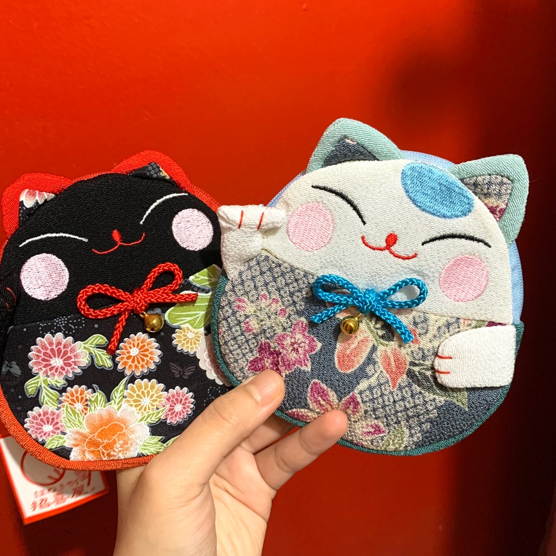 Maneki 2024 neko purse