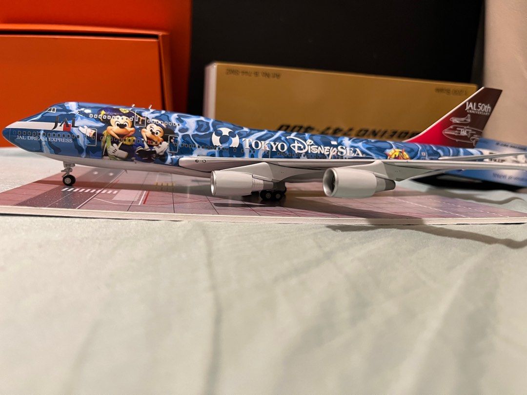 WB 1/200 JAL 50th Tokyo Disney SEA special livery 747-400 JA8912