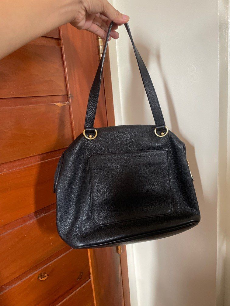 ordlyd Faciliteter Mechanics Jill Stuart Shoulder Bag with Sling (27cm), Women's Fashion, Bags &  Wallets, Shoulder Bags on Carousell