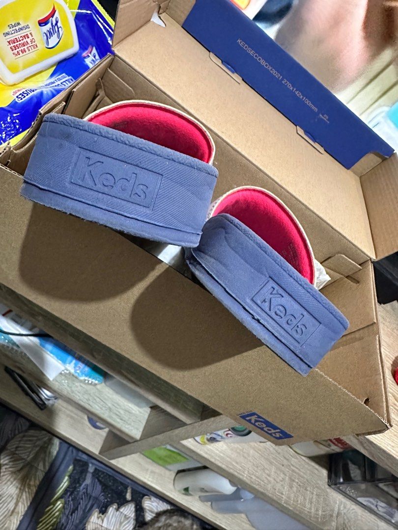 KEDS SLIDES, Women's Fashion, Footwear, Slippers and slides on Carousell