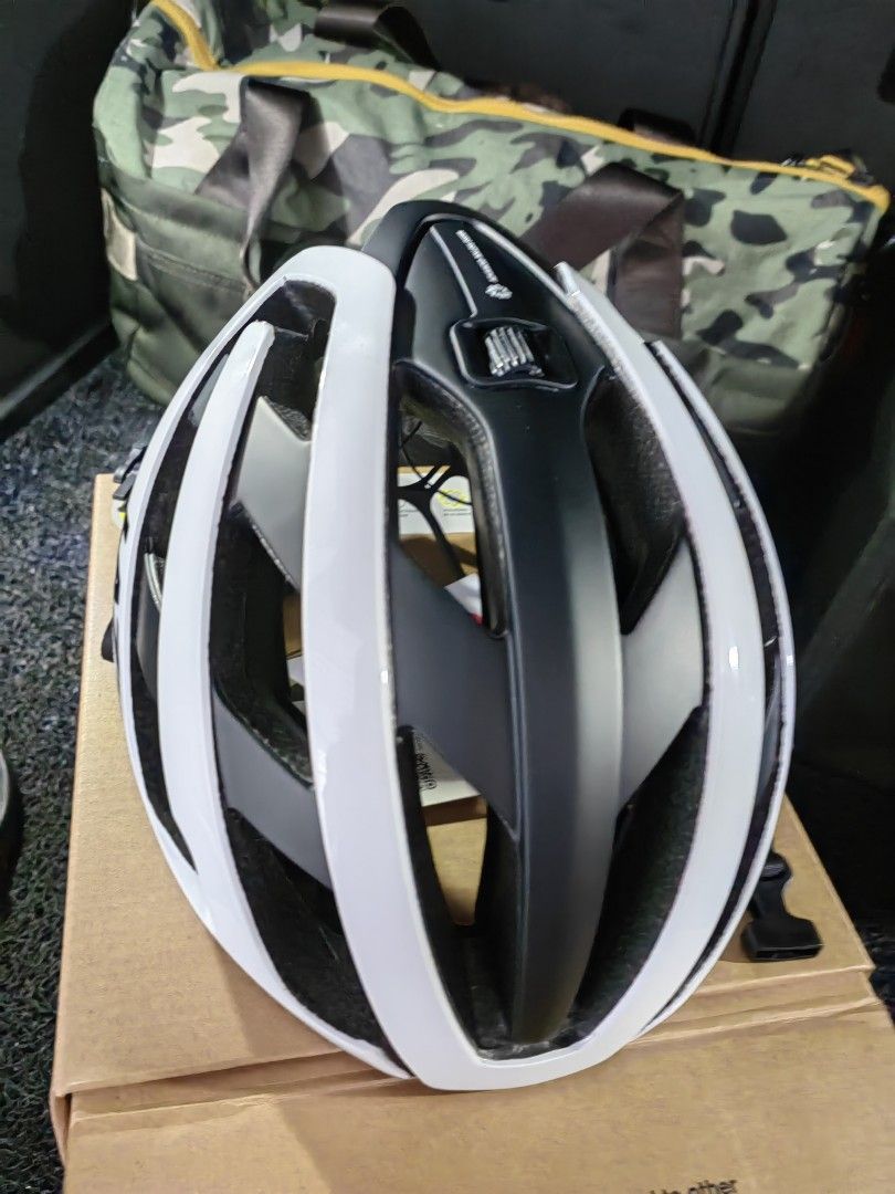 Lazer G1 Genesis MIPS Helmet, Sports Equipment, Bicycles & Parts, Parts