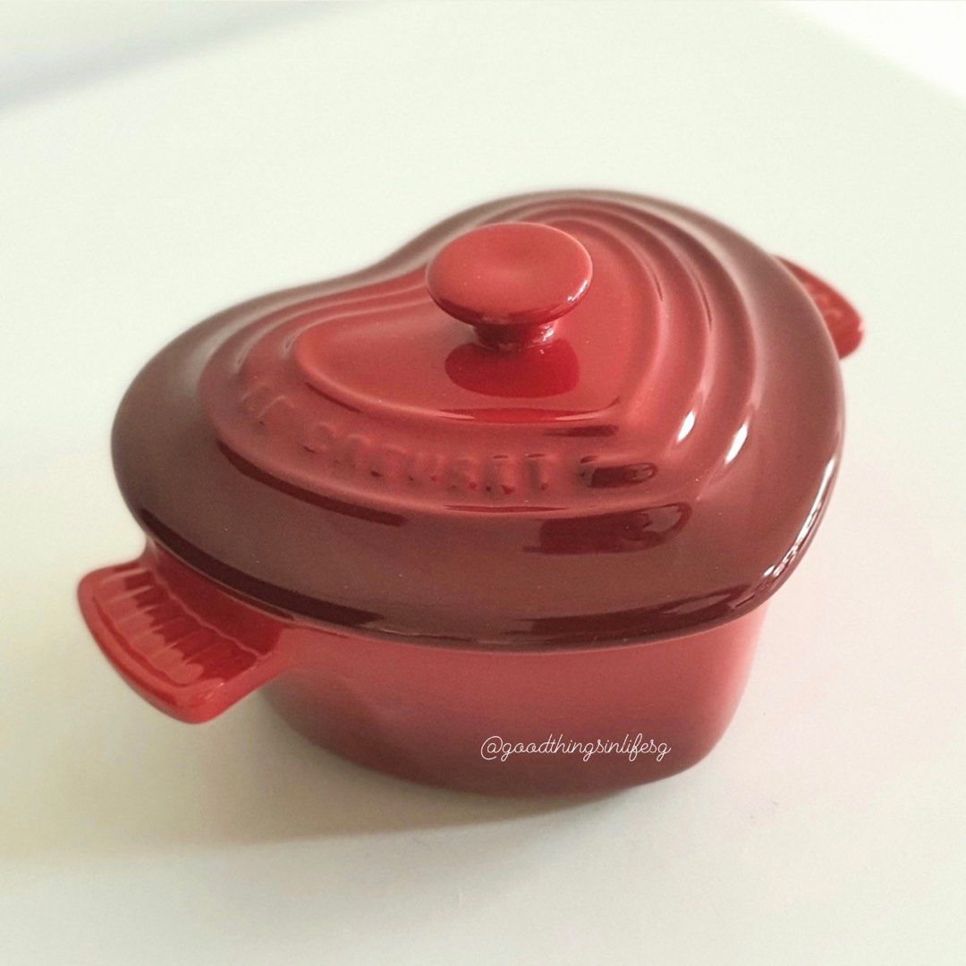 Le Creuset Petite Heart Casserole With Lid Cerise