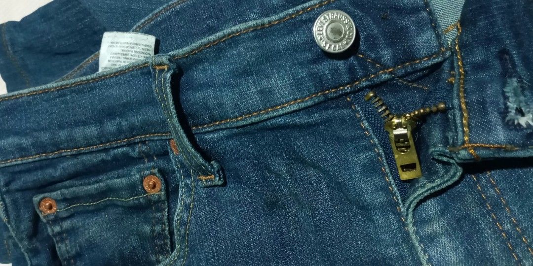 levis 511 big E, Men's Fashion, Bottoms, Jeans on Carousell