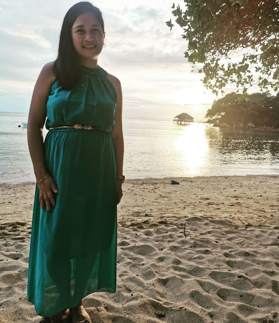 Beach wedding attire for ninang top
