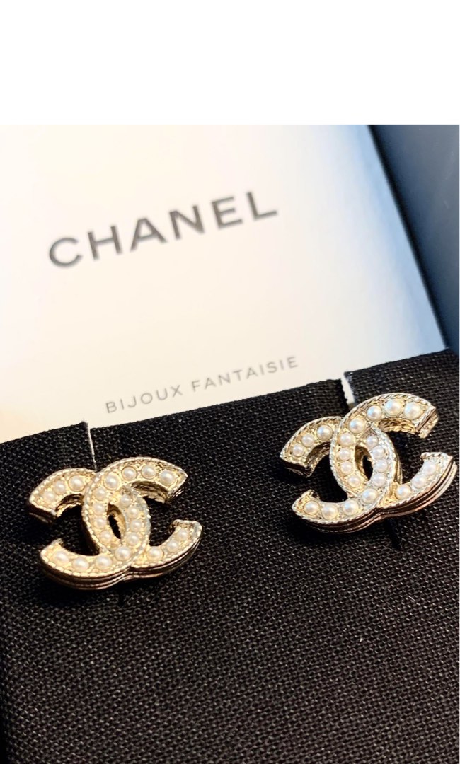 Chanel Pink CC logo earrings  Annabel James