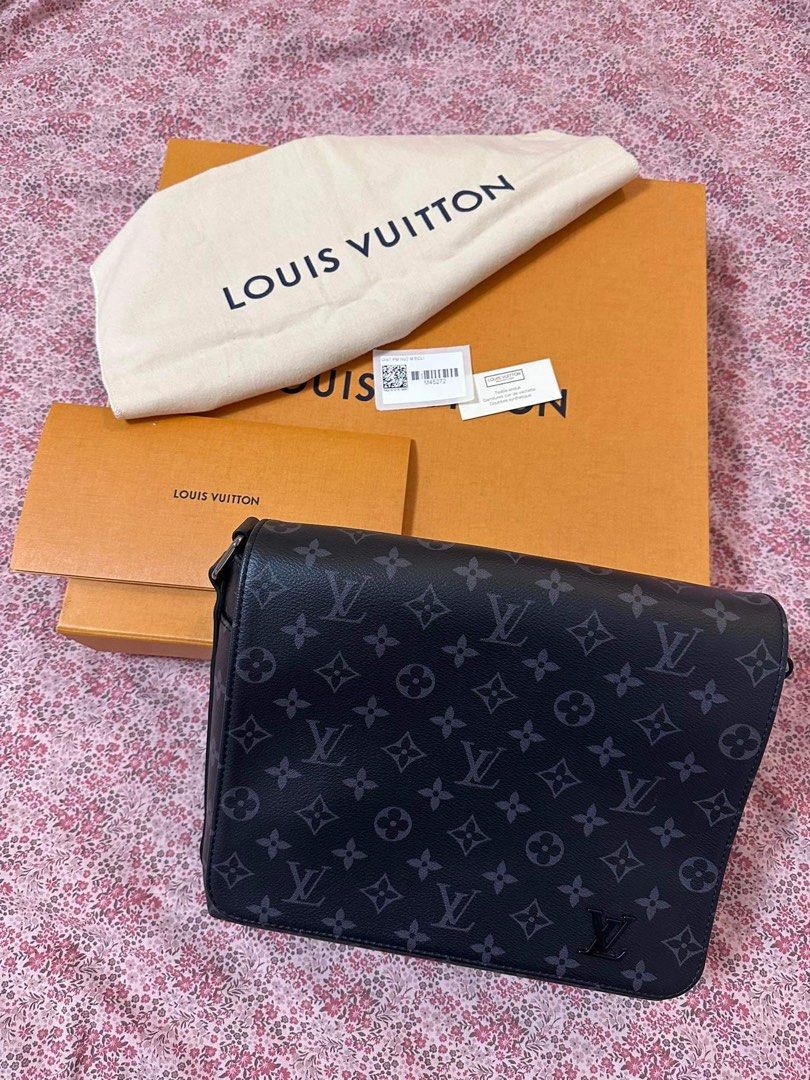 Shop Louis Vuitton Monogram Unisex Street Style Plain Leather Logo (DISTRICT  PM, M46255) by Mikrie