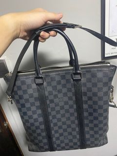 LV litter bag, Men's Fashion, Bags, Belt bags, Clutches and Pouches on  Carousell