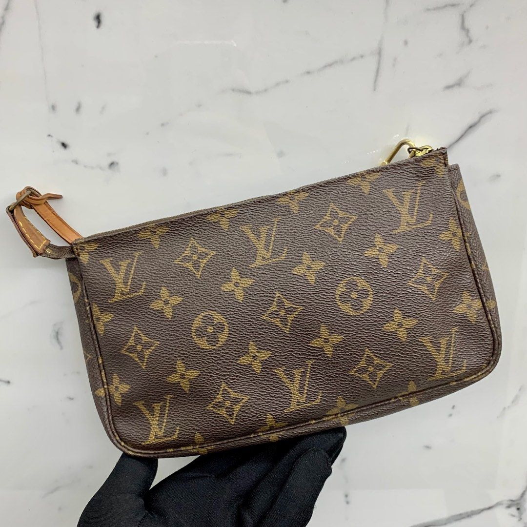 LV Clutch Army Green, Luxury, Bags & Wallets on Carousell