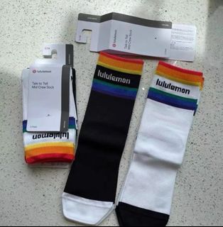 Lululemon rainbow daily tale to tell stride mid crew sock