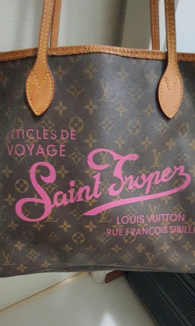 LV Neverfull GM size (Category: Luxury Bags & Wallets) located in Makati City. Submitted by mrsdm (Listing ID 1202895592, Image 3). Description: LV Neverfull Limited Edition GM Size.