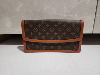 (Category: ) located in . Submitted by cl_shopping (Listing ID 1202868117, Image 1). Description: .