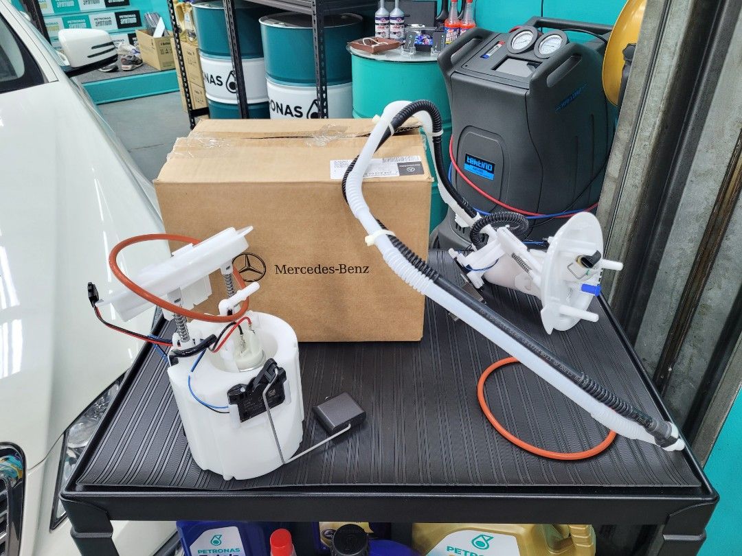 Mercedes Benz E Class E250 (W212) Petronas Syntium 3000 E 5W40 Fully Synthetic Engine Oil