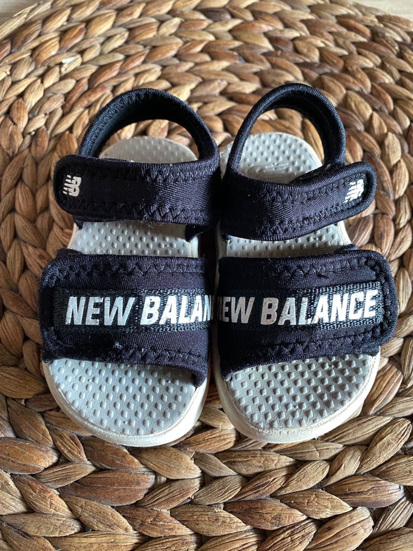 New Balance Baby Sandals, Bayi & Anak, Baju Anak Lakilaki, 1 hingga 3