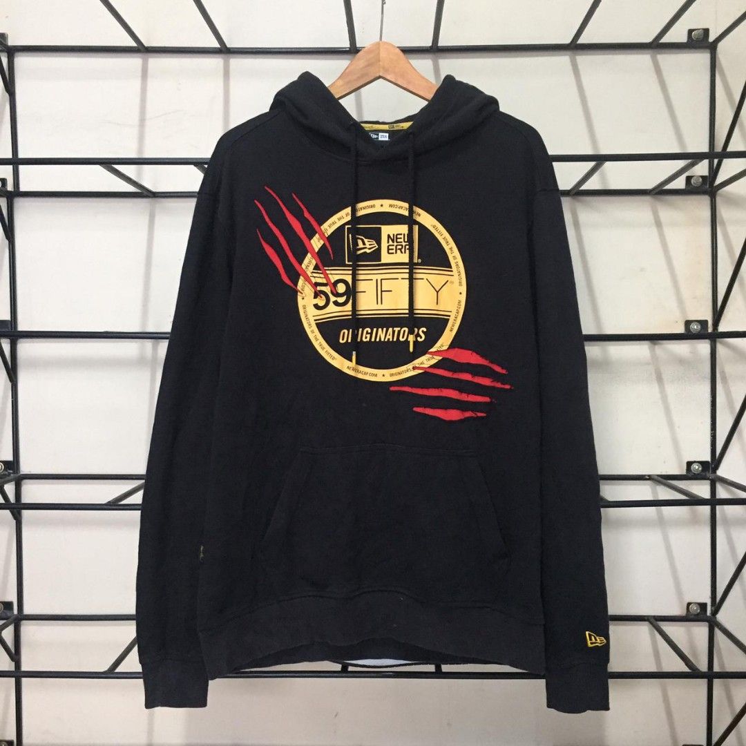 NEW ERA X BRUCE LEE PULLOVER HOODIE