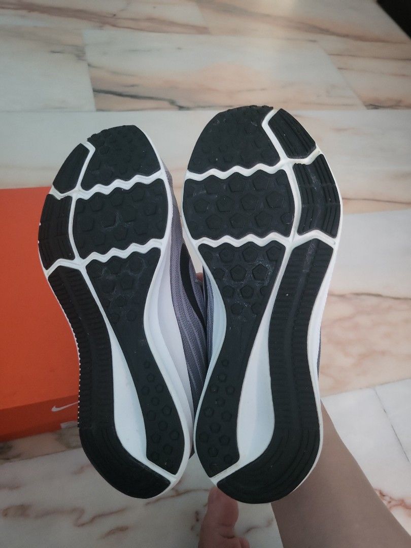 NIKE Downshifter 8 GS