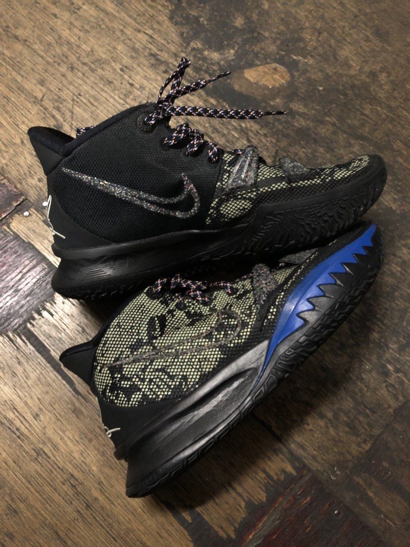 Kyrie black hot sale and blue