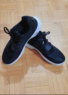 Nike Kyrie shoes