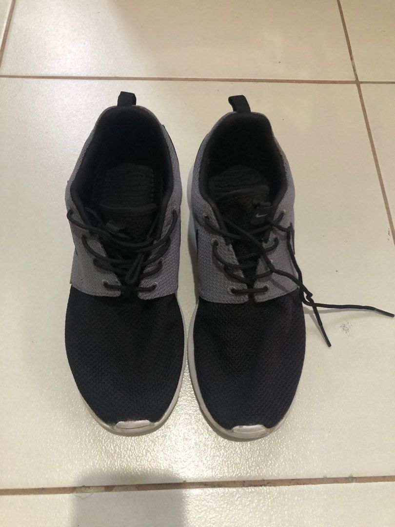 Nike roshe run discount black for sale