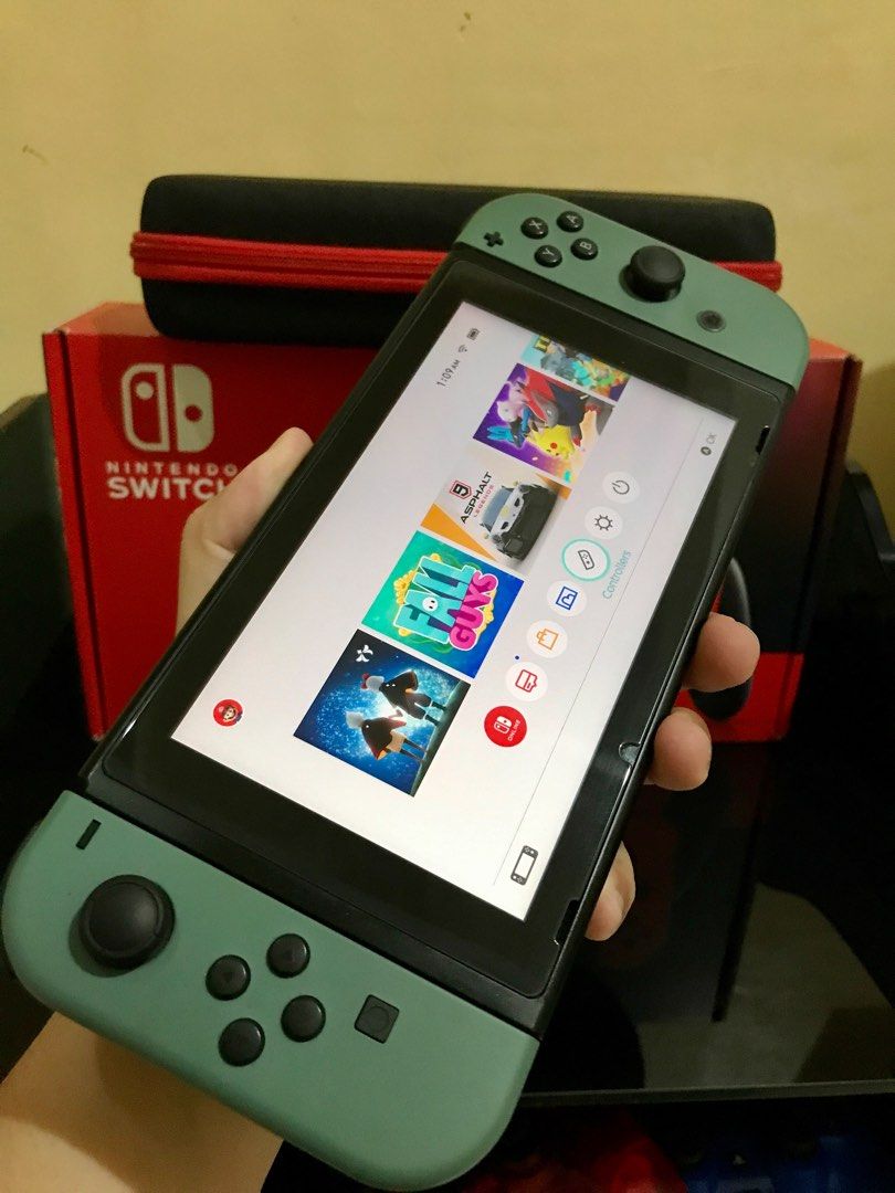 Nintendo switch v2 with games, Video Gaming, Video Game Consoles