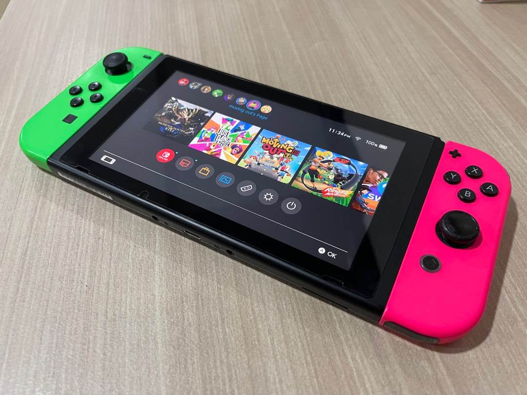 Nintendo switch v1 with 1 games