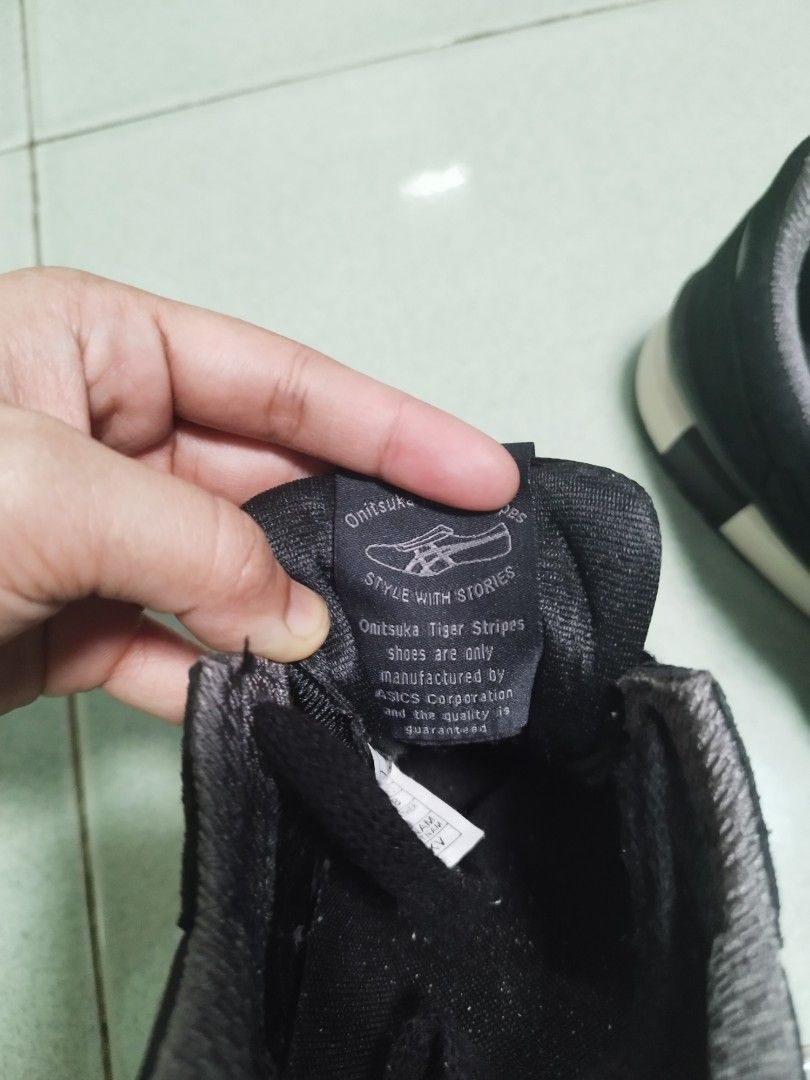 onitsuka tiger triple black