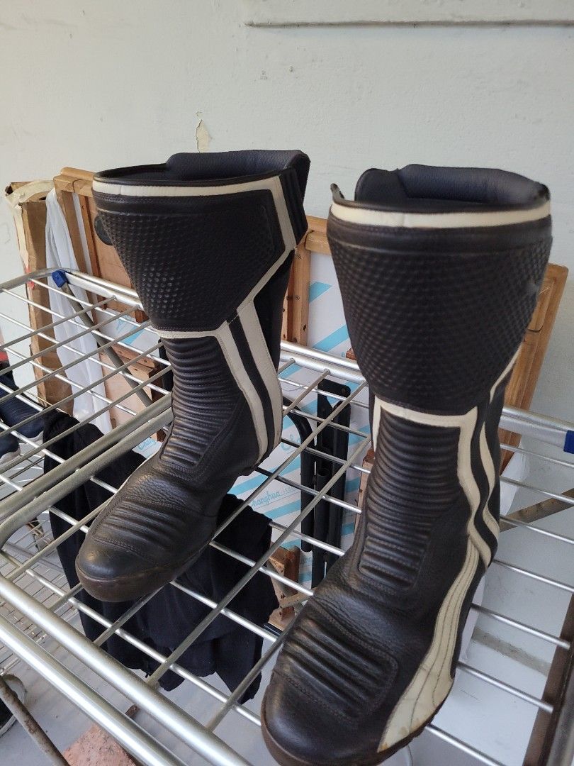 PUMA riding boots Motorcycles Motorcycle Apparel on Carousell