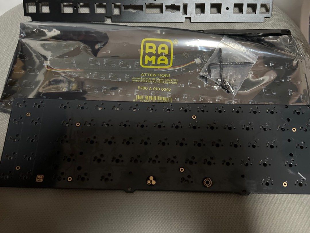 RAMA Zenith Custom Keyboard Kit + Accessories, 電腦＆科技, 電腦周邊及配件, 電腦鍵盤及相關