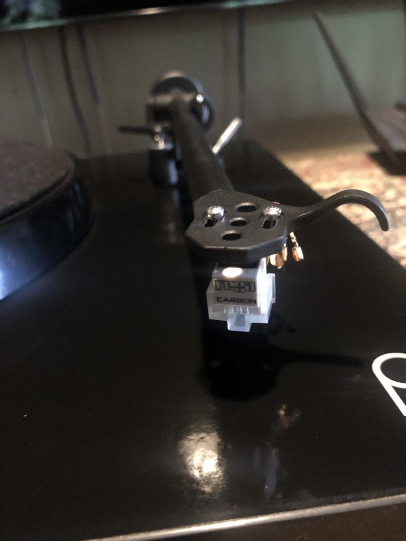REGA PLANAR 1 (P1) turntable / record player to let go, Audio, Portable Music Players on Carousell