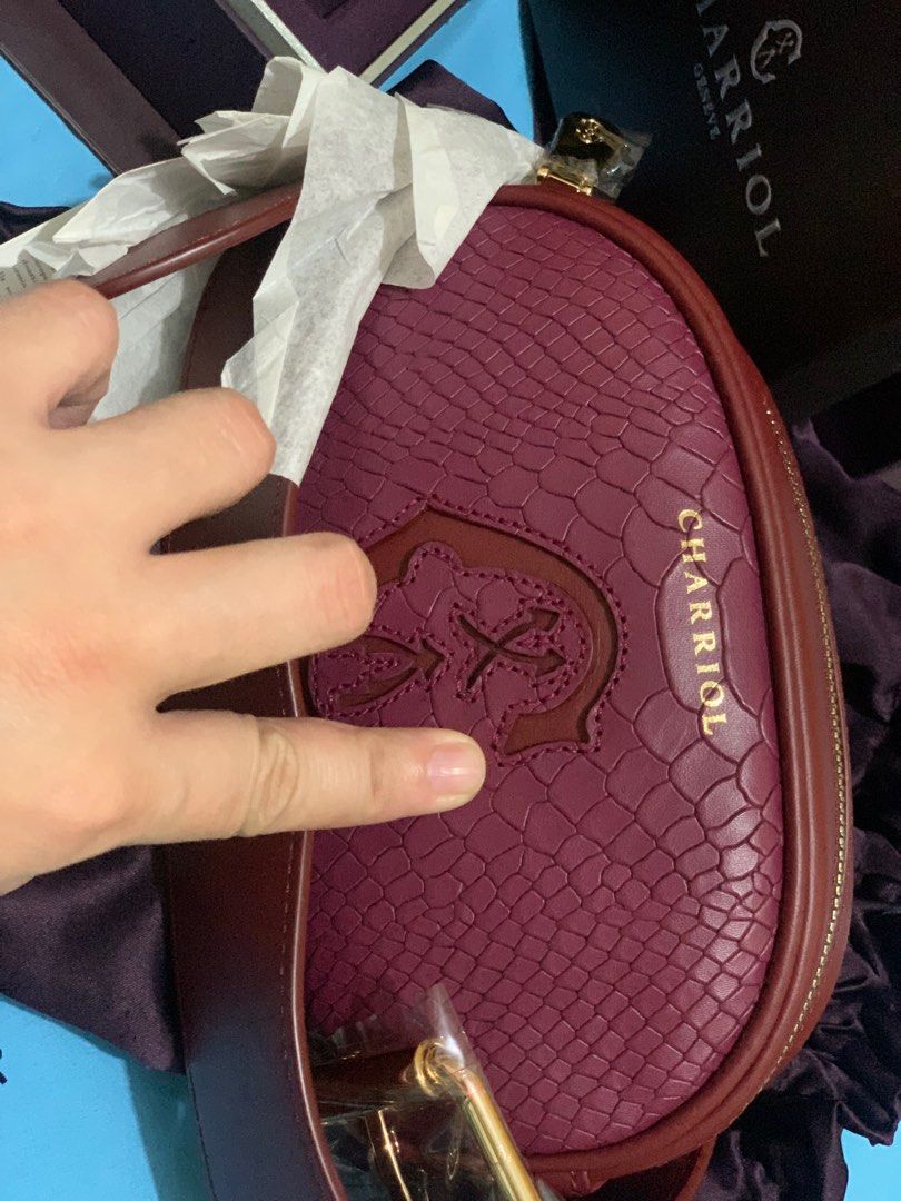 RUSH RUSH!!! All authentic For take all (Category: Luxury Watches) located in Angeles City. Submitted by febheart (Listing ID 1202891565, Image 3). Description: * Charriol watch st tropez with stone brandnew rose gold * Brandnew belt bag charriol * preloved authentic LV shades Lahat po authentic Balik nyo po sakin pag fake.
