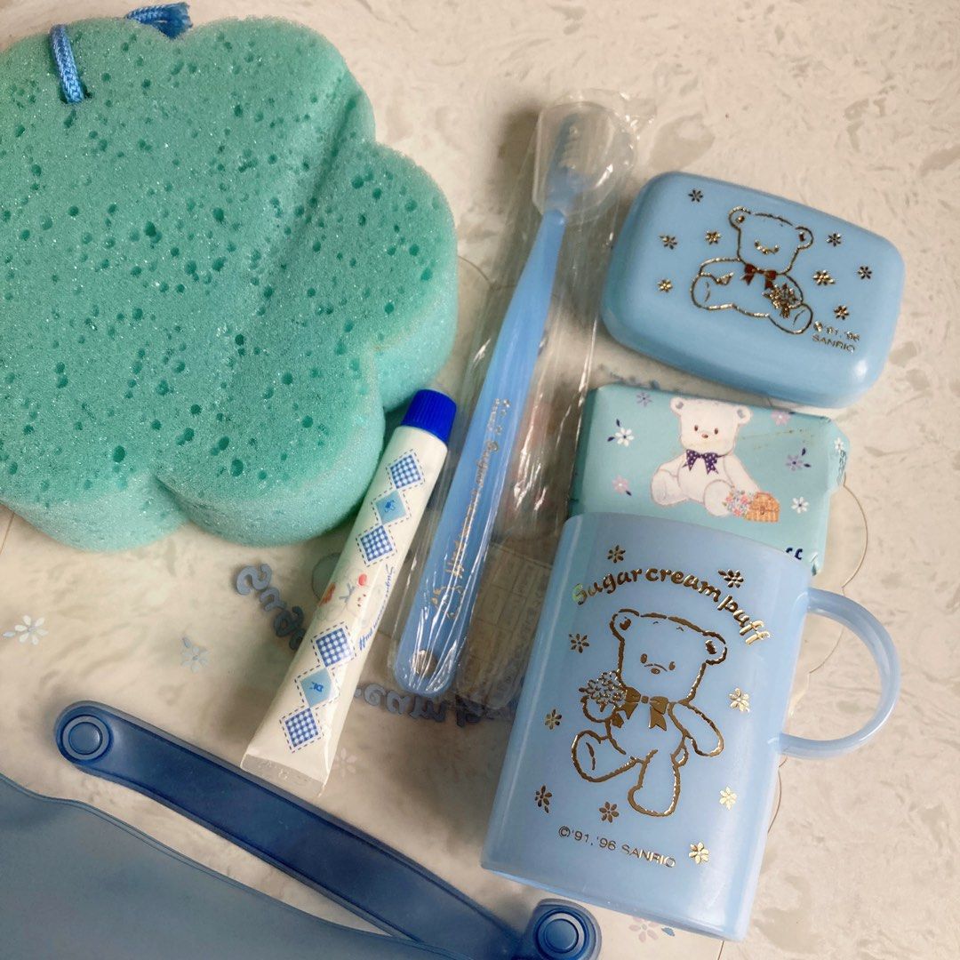 絕版Sanrio Sugar Cream Puff 雪熊 1996年 日本製 漱口套裝, 興趣及遊戲, 收藏品及紀念品, 古董收藏 Carousell