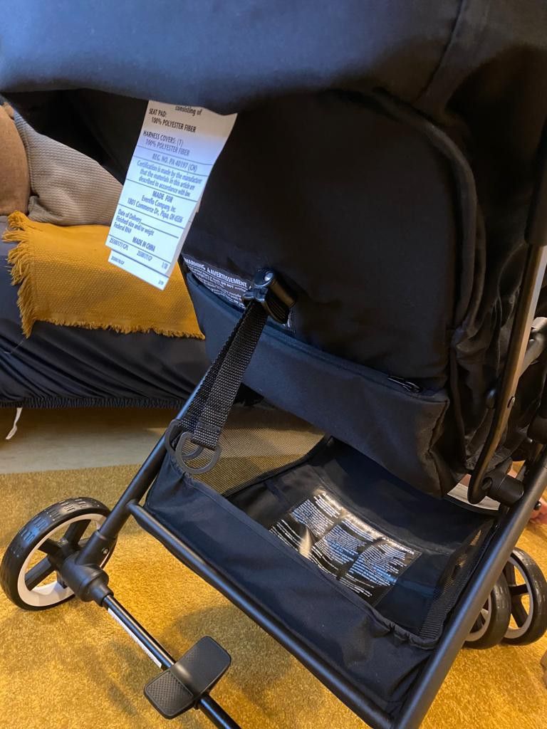 Self Folding Evenflo Otto Gold, Babies & Kids, Going Out, Strollers on