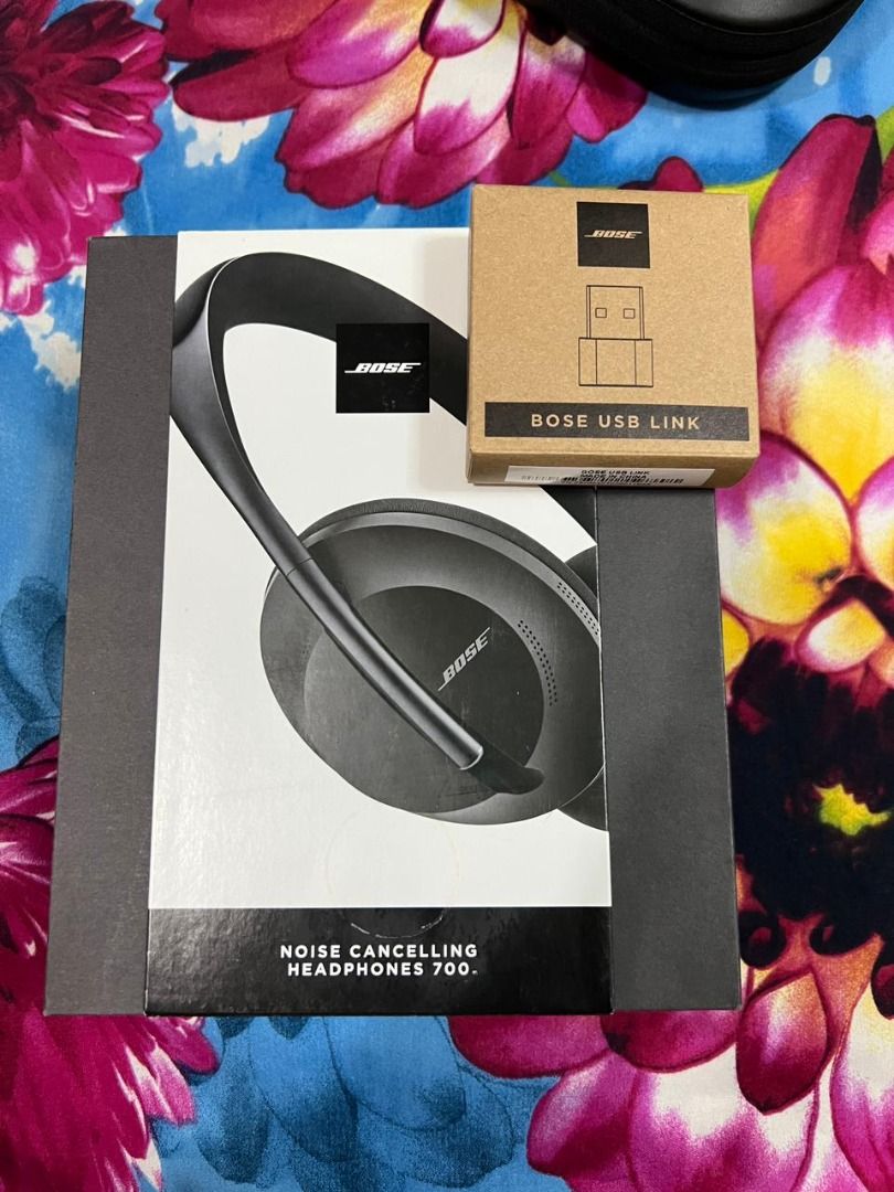 Sell Guarantee Like New Authentic Bose NC 700 + Bose USB Link !, Audio